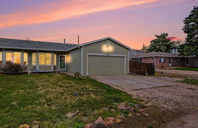 Beautifully Updated Littleton Home with Huge Yard & Basement Storage photos photos