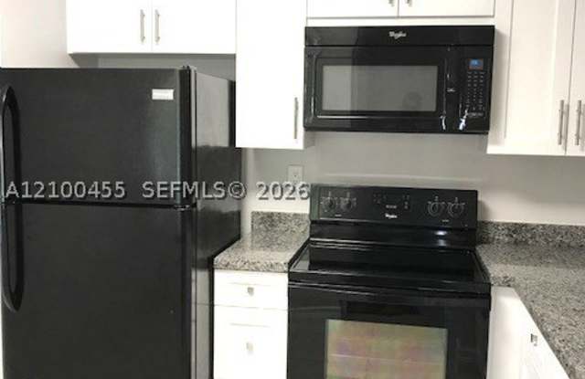 13902 SW 91st Ter Gallery 4