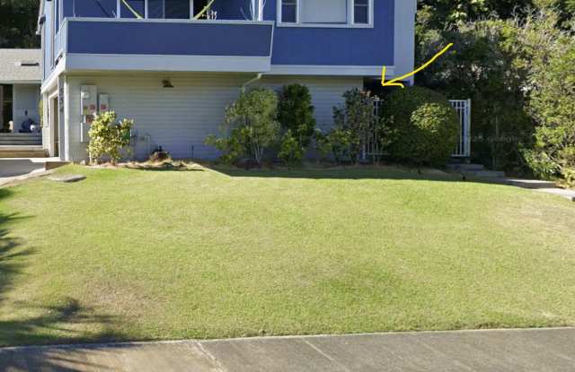 Steps From Kahala Beach Cute studio photos photos