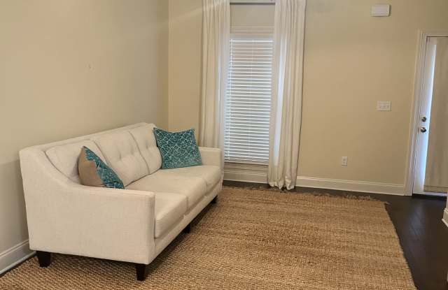 446 Walker Circle - 1 Gallery 2