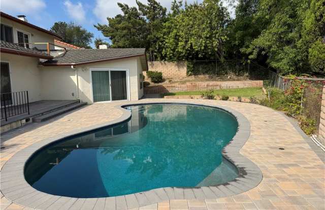 19101 Kingsbury Street photos photos