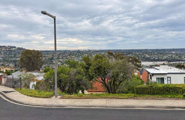 11586 Cesped Drive Gallery 2