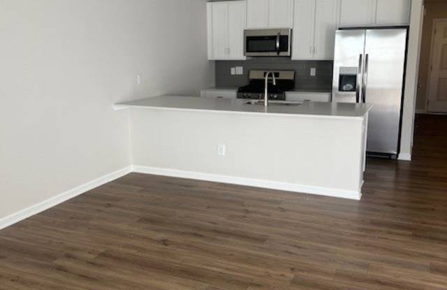411 Mopar Lane - 1 Gallery 2