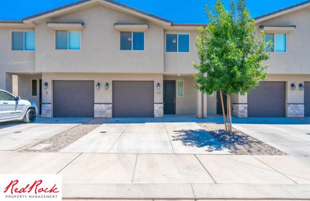 Great 3 Bedroom, 2.5 Bathroom Townhome in Washington photos photos