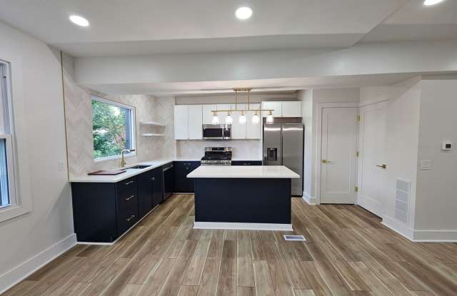 Amazing 3 bedroom 2.5 bath House for Rent in Garfield! photos photos