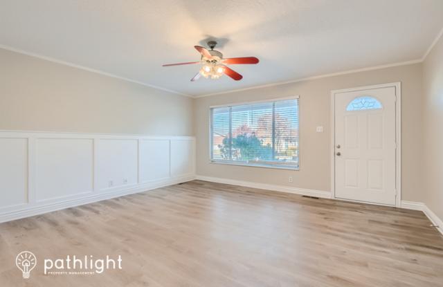 946 East Galena Drive Gallery 2