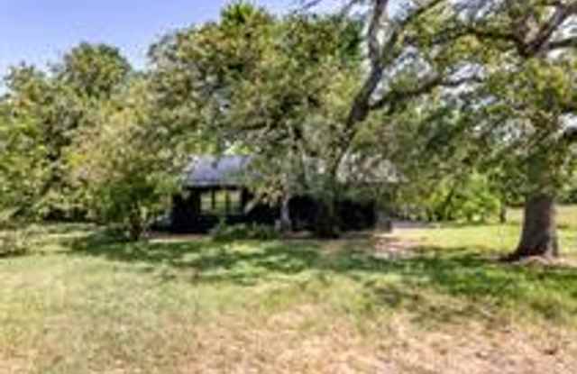 15818 Texas 21 - 15818 Texas 21, Madison County, TX 77872