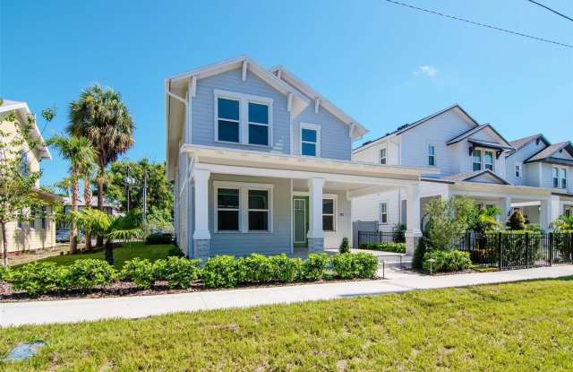 402 1/2 E OAK STREET - 402 East Oak Avenue, Tampa, FL 33602