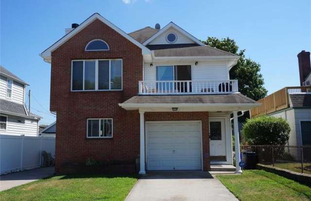 664 E Walnut Street photos photos