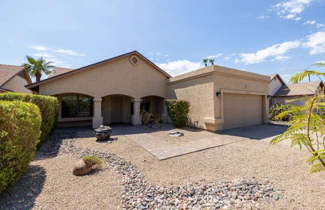 3933 East Monte Cristo Avenue - 3933 East Monte Cristo Avenue, Phoenix, AZ 85032