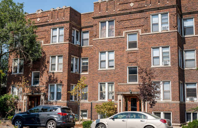 Uptown / Ravenswood - Studio - w/ Decorative Fireplace photos photos