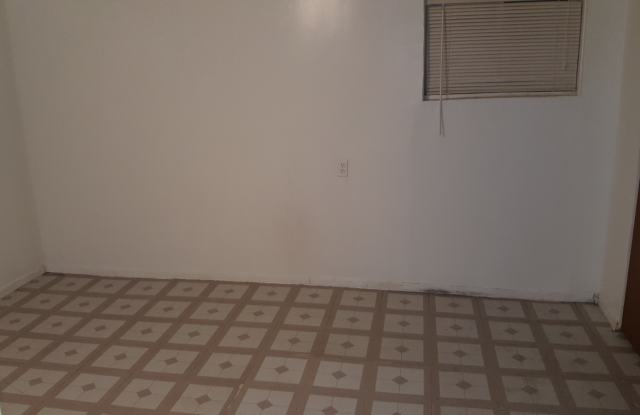 9104 Lawler Avenue Gallery 2