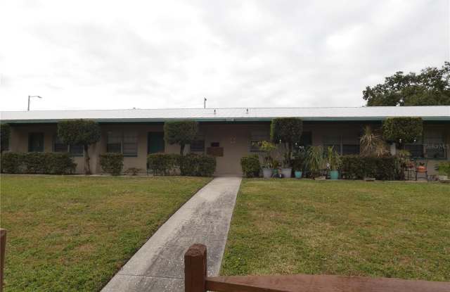 5250 15TH STREET N photos photos