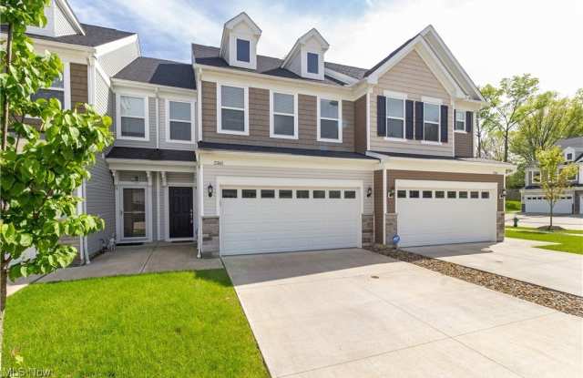 27661 Serviceberry Court photos photos