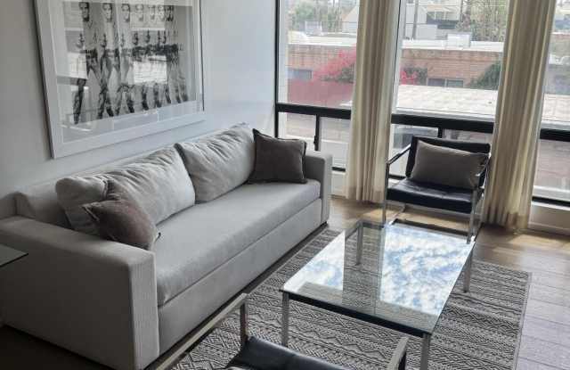 7319 E NORTHLAND Drive Gallery 2