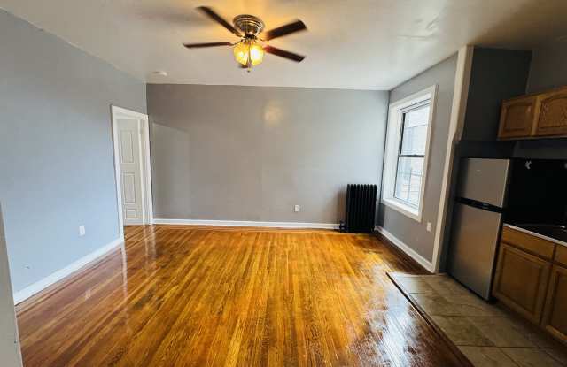 25 E Mosholu Pkwy N photos photos