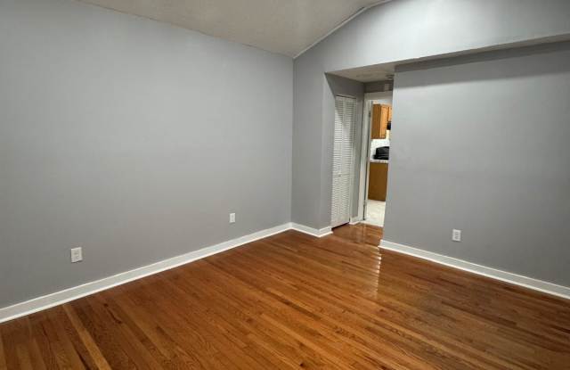 352 Howard Avenue - 1 photos photos