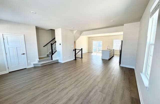 Charming 3BR Townhome in Middletown photos photos