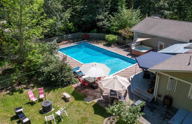 19 Brookside Drive - 19 Brookside Drive, Cumberland County, ME 04105 19 Brookside Drive - 19 Brookside Drive, Cumberland County, ME 04105