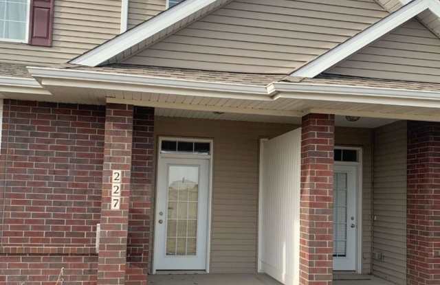 $1,850 | 3 Bedroom, 2.5 Bathroom Multi Floor Town Home | No Pets | Available for an August 1st, 2026 Move In! photos photos