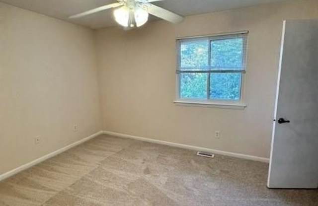 1521 Ocean View Avenue Gallery 4