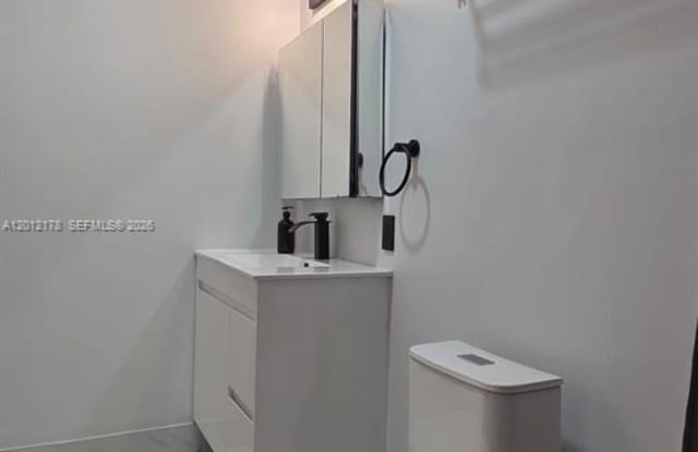6995 Northwest 173rd Drive Gallery 4