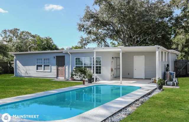 4806 Lakewood Park Drive Gallery 2