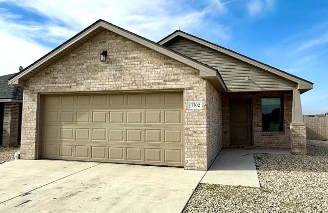 Charming 3 Bedroom Home Located In Elm Meadows! photos photos