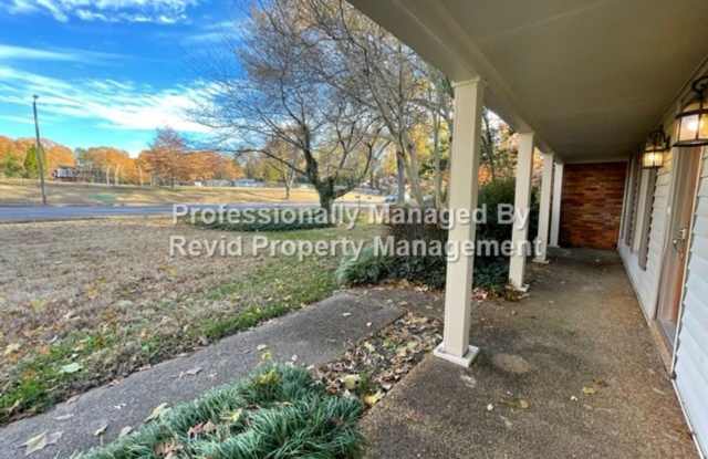 Elegant 4-Bedroom Home in the Heart of East Memphis!! Gallery 4