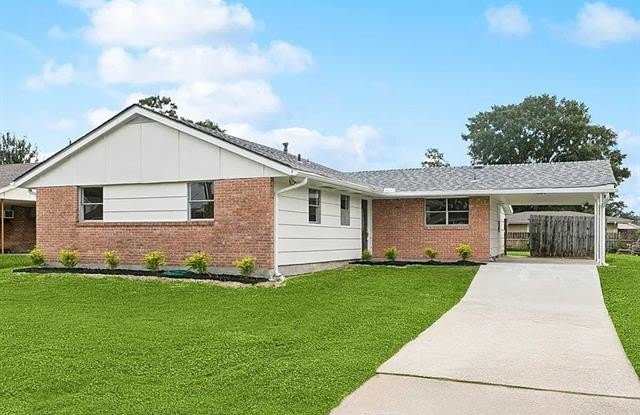 3809 HENICAN Place Gallery 2