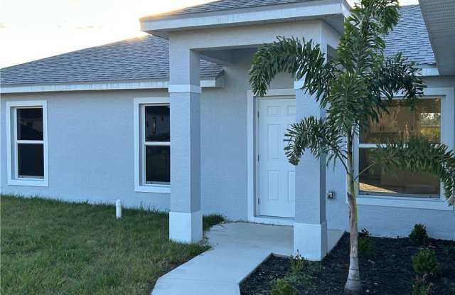 776 Cashmere Avenue photos photos