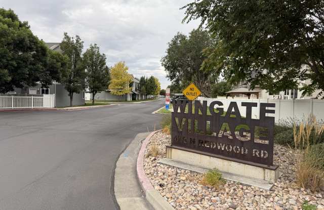 475 North Redwood Road photos photos