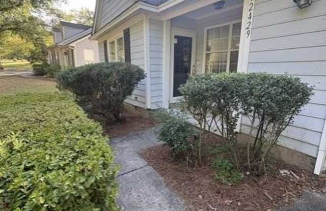 12429 Danby Road Gallery 1