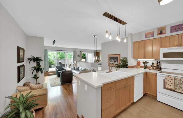 856 Walnut Street #B photos photos