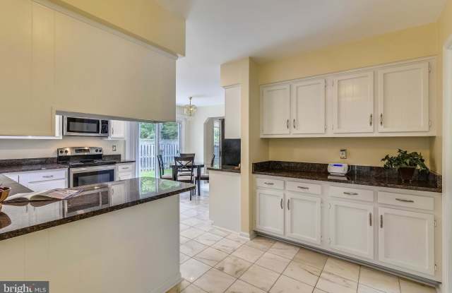 1657 QUAIL HOLLOW COURT Gallery 4