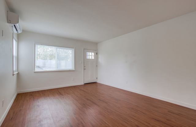 Updated 2-Bed Condo in Prime North Park photos photos