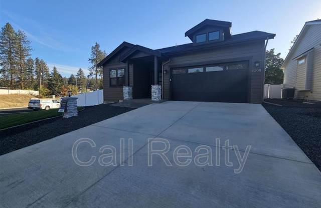 6208 N Windsor St. Gallery 2