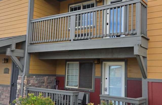 Amazing 2 Bedroom, 2 Bath Condo With 24-Hour Gym Onsite! photos photos
