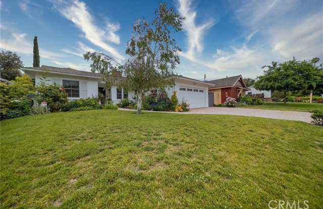 16544 Greenleaf Street photos photos