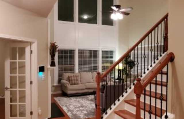 726 Avonley Creek trce Gallery 2