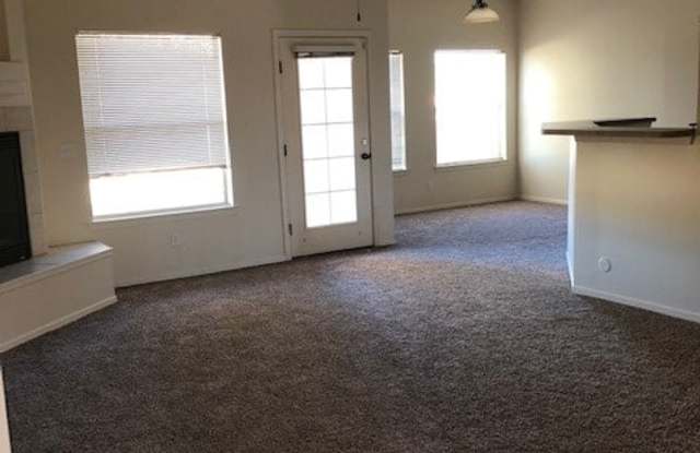 6047 Lourdes Gallery 3