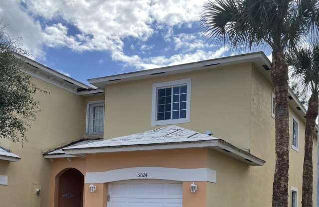 5024 SE Mariner Garden Circle photos photos 5024 SE Mariner Garden Circle photos photos