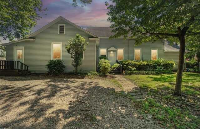 7438 Major Avenue photos photos