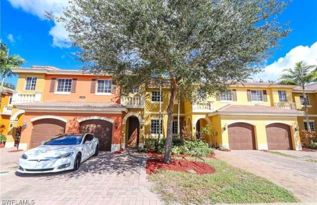 10240 Olivewood Way unit: 50 photos photos