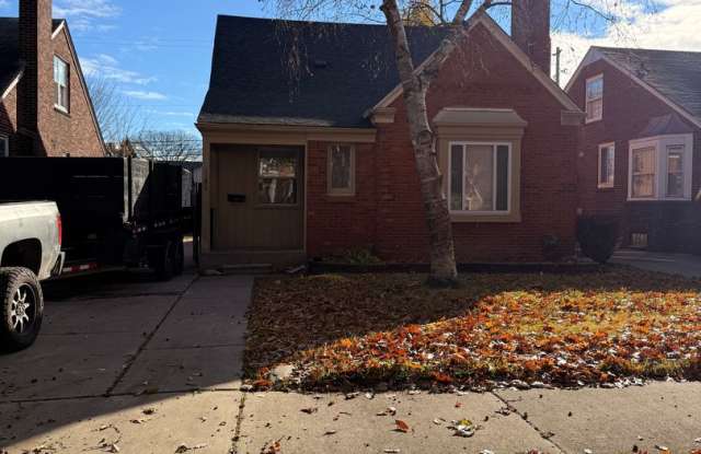 Beautiful 3 Bedroom!!! - 11800 Whitehill Street, Detroit, MI 48224