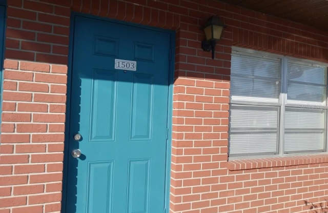 24862 US HIGHWAY 19 N - 24862 U.S. 19, Clearwater, FL 33763