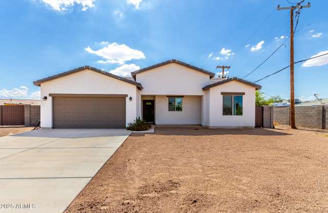 8944 W CENTURY Drive photos photos