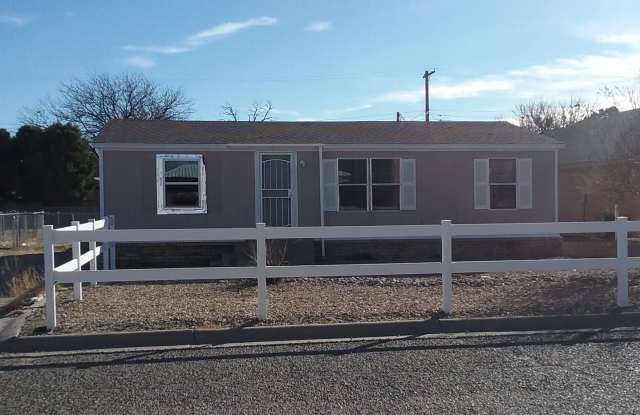 1517 Arizona Drive Gallery 1