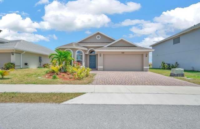 408 SEAFOAM Circle Gallery 2
