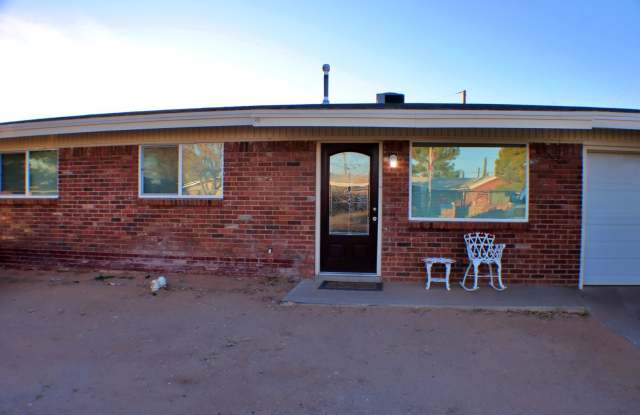 Beautiful 4-Bedroom Move-in Ready Home photos photos